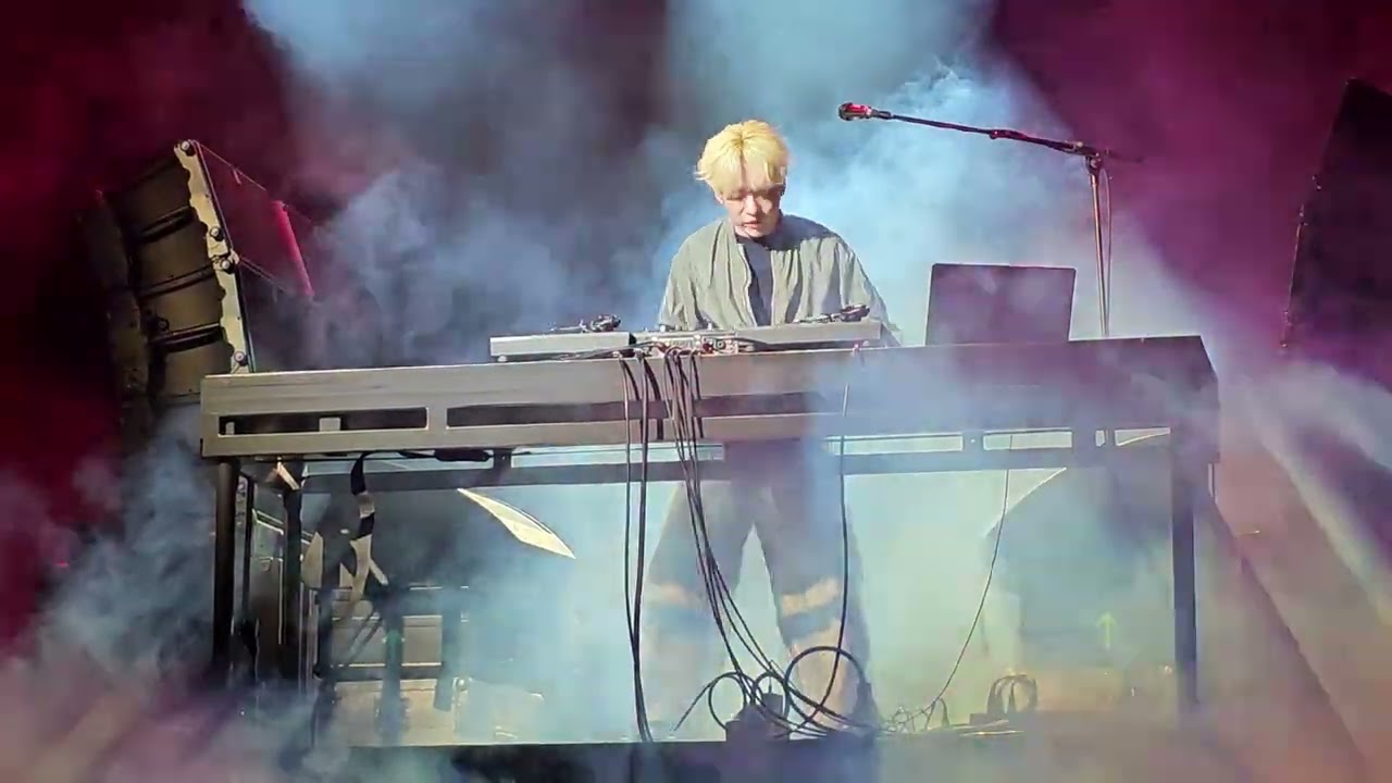 Creepy Nuts [DJ Matsunaga Routine] [FANCAM/4K] @ COACHELLA 4/17