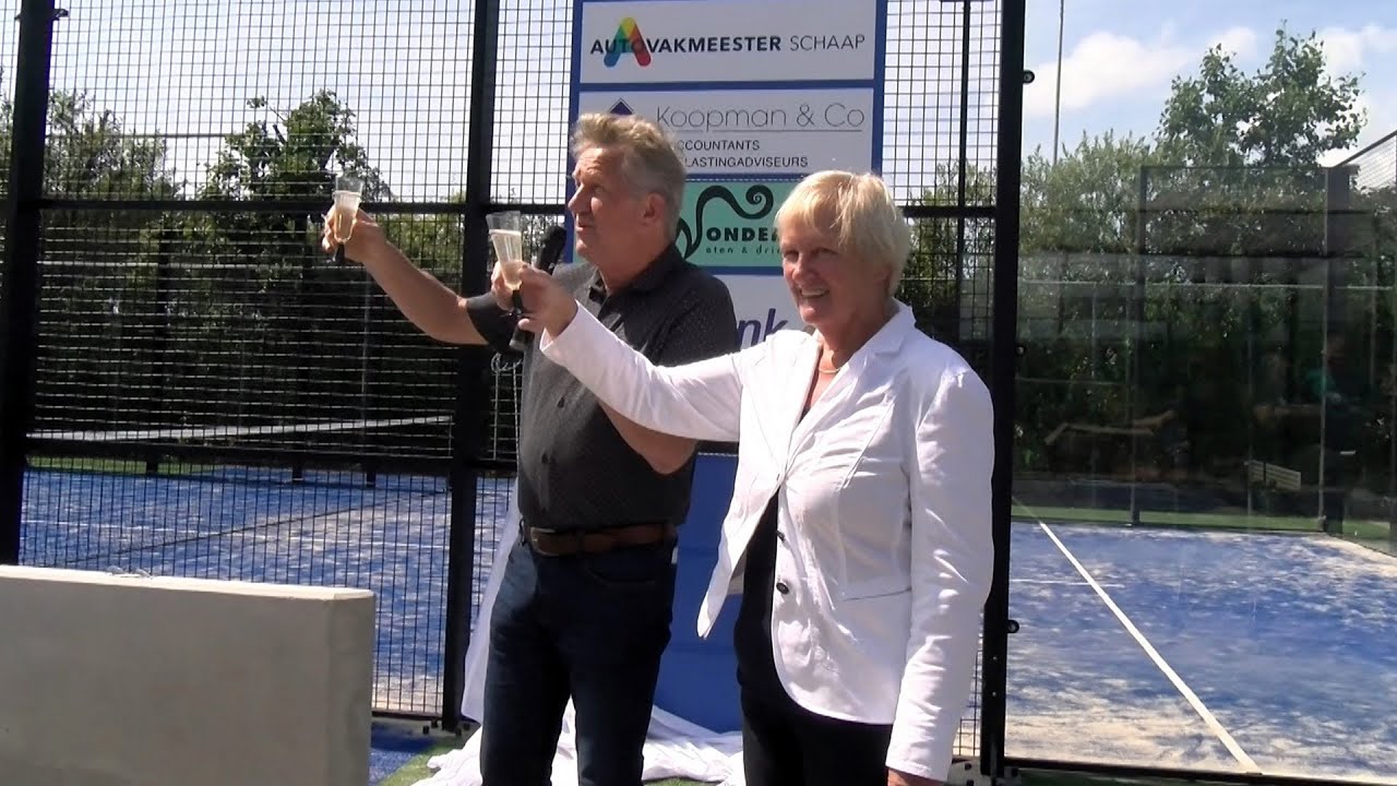 Eerste padelbanen geopend in Anna Paulowna
