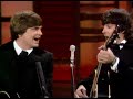 Capture de la vidéo The Everly Brothers "Walk Right Back" On The Ed Sullivan Show