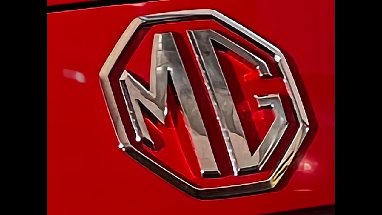 MGiSmart  w MG ZS Hybryda czy to szpiegowska aplikacja?