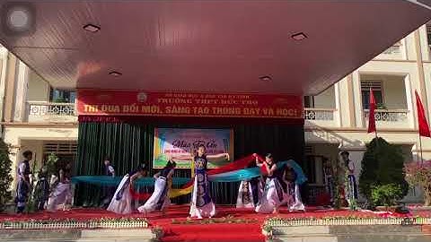 múa văn nghệ 20/11 "ĐẤT NƯỚC LỜI RU" của tập thế 12a2