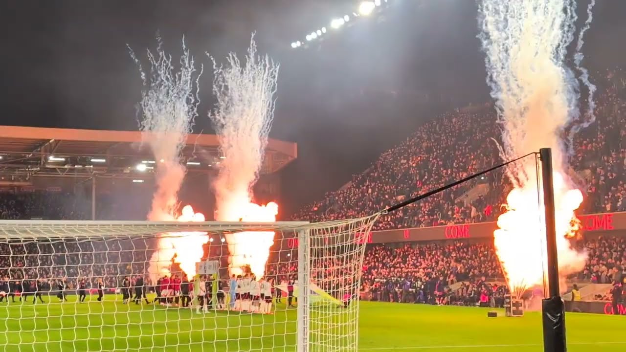 Fulham vs.  Manchester United (Premier League 2024-25)