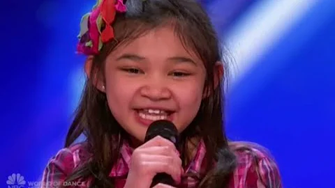 Angelica Hale: Future Star STUNS The Crowd OH. MY....