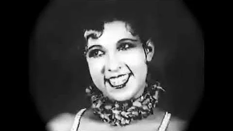 (1925) Josephine Baker dancing the original charle...