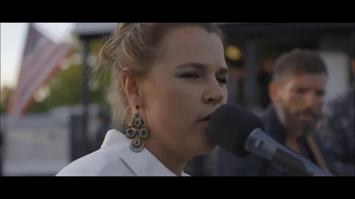 Mia Skringer & Jill Johnson - Lay Me Down (Jills v...