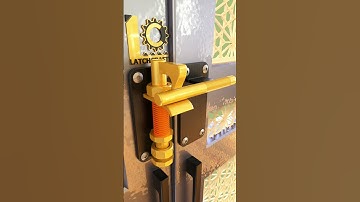 Unbelievably Easy – Gate Locked with One Slide! 🔒🪵 #SlidingLatch #LatchCraft #GateLock