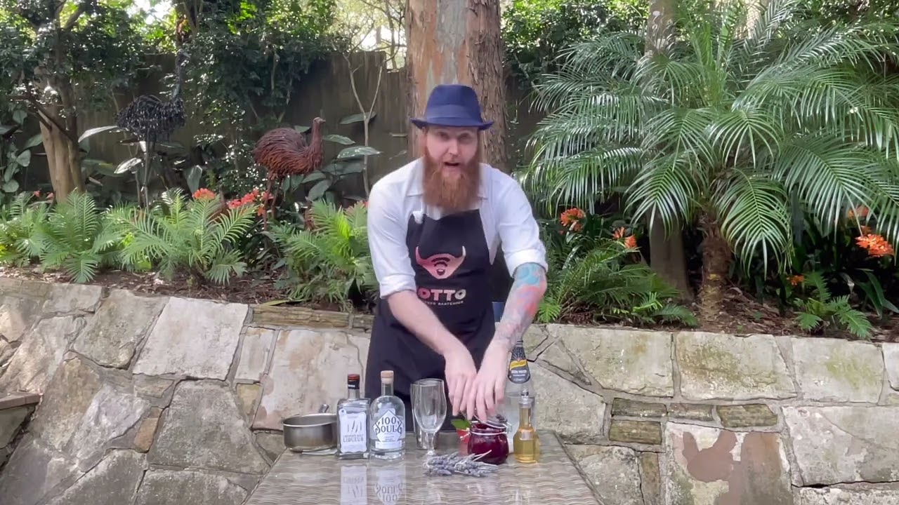 How to make the Reneesance, A Blueberry and Lavender Mojito
