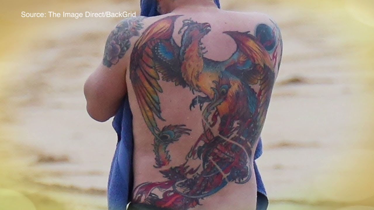 Ben Affleck's Back Tattoo Is The Funniest Thing I've Ever Seen