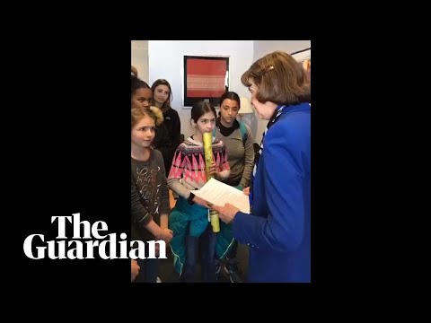 Video: Dianne Feinstein Nilai Bersih