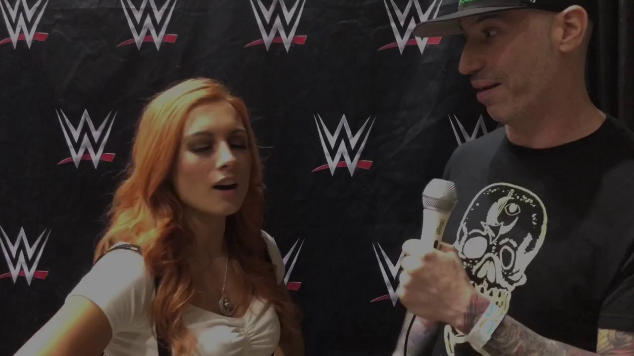 Becky Lynch & Steve Migs Talk Pearl Jam! - YouTube