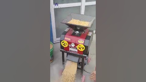Efficient Corn Crusher in Action: Perfect for Livestock Feed Preparation!#machine #corn#agriculture