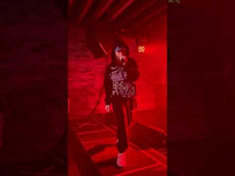        18 03 23