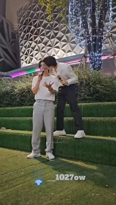 Both men were too stunned to speak #pondphuwin #aouboom