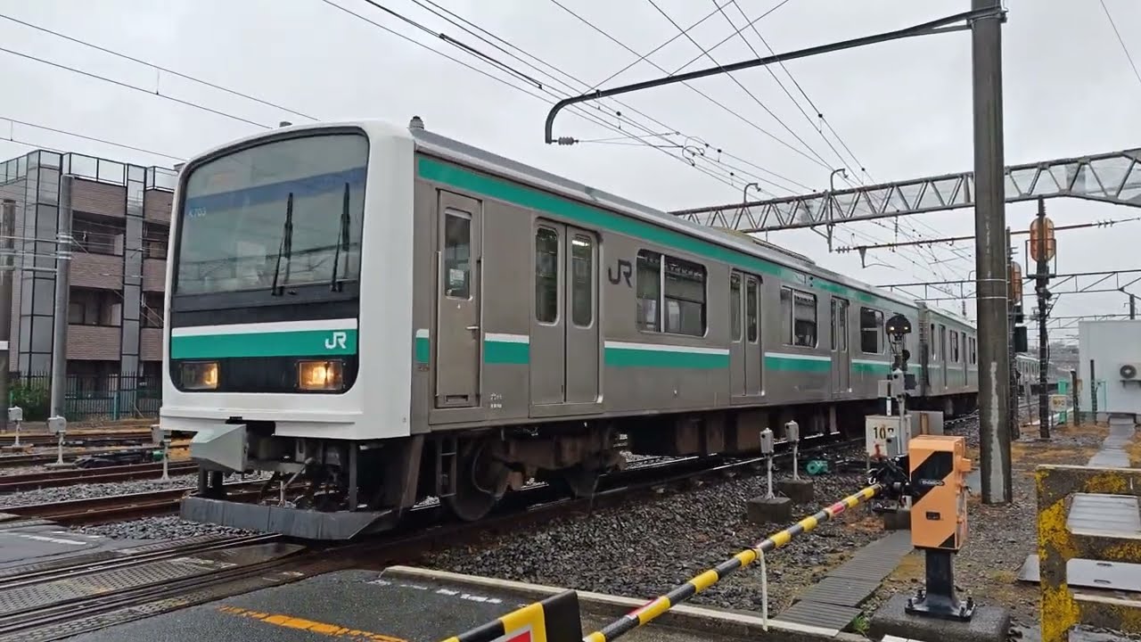 雨の中のE501系 K703編成✨ いわき発→水戸行き いわき駅に入線！ あれっ？