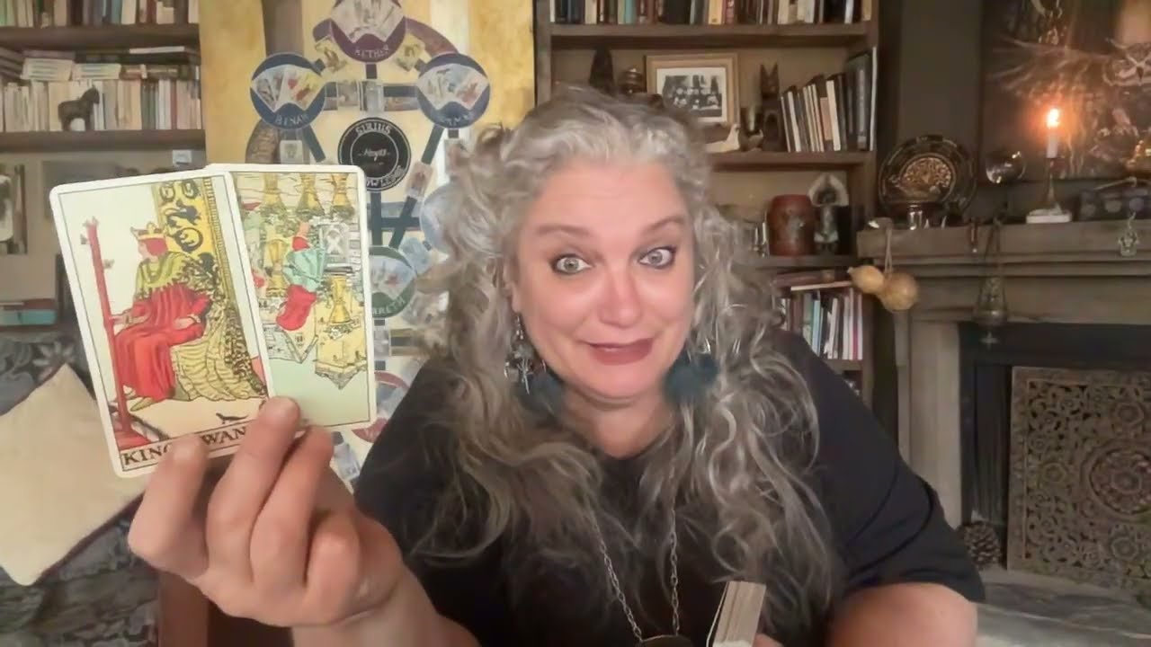 Рак, ноябрь 2025. Эмоциональная безопасность. Таро «Мистическая Ведьма».