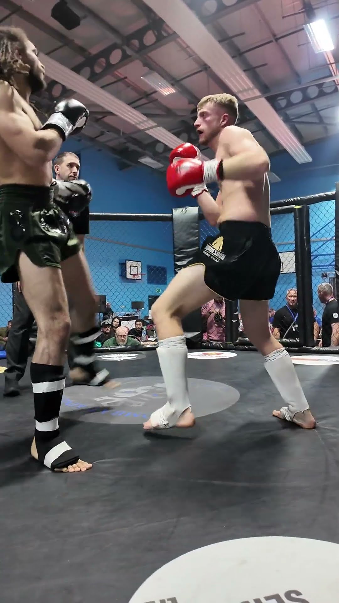 Tiger Taylor-Hart in a good old scrap at Combat Kings V