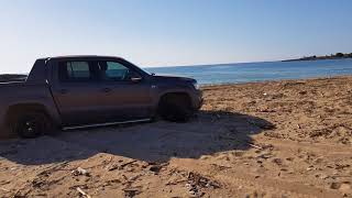 VW Amarok V6 offroading In Soft Sand screenshot 5