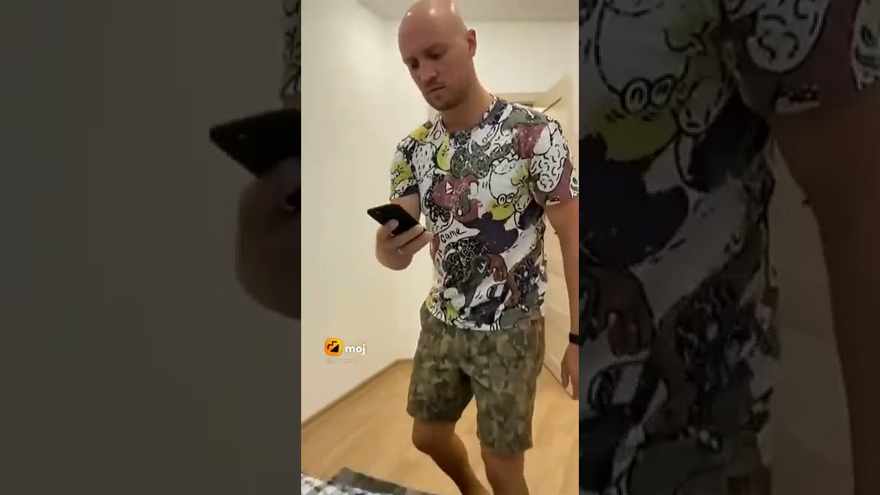 all women are disha app download please any help disha app open meddle dig circle in 🆘 😎😎😇😇