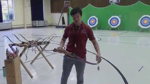 How to String and Unstring a Recurve Bow - On the Mark Archery