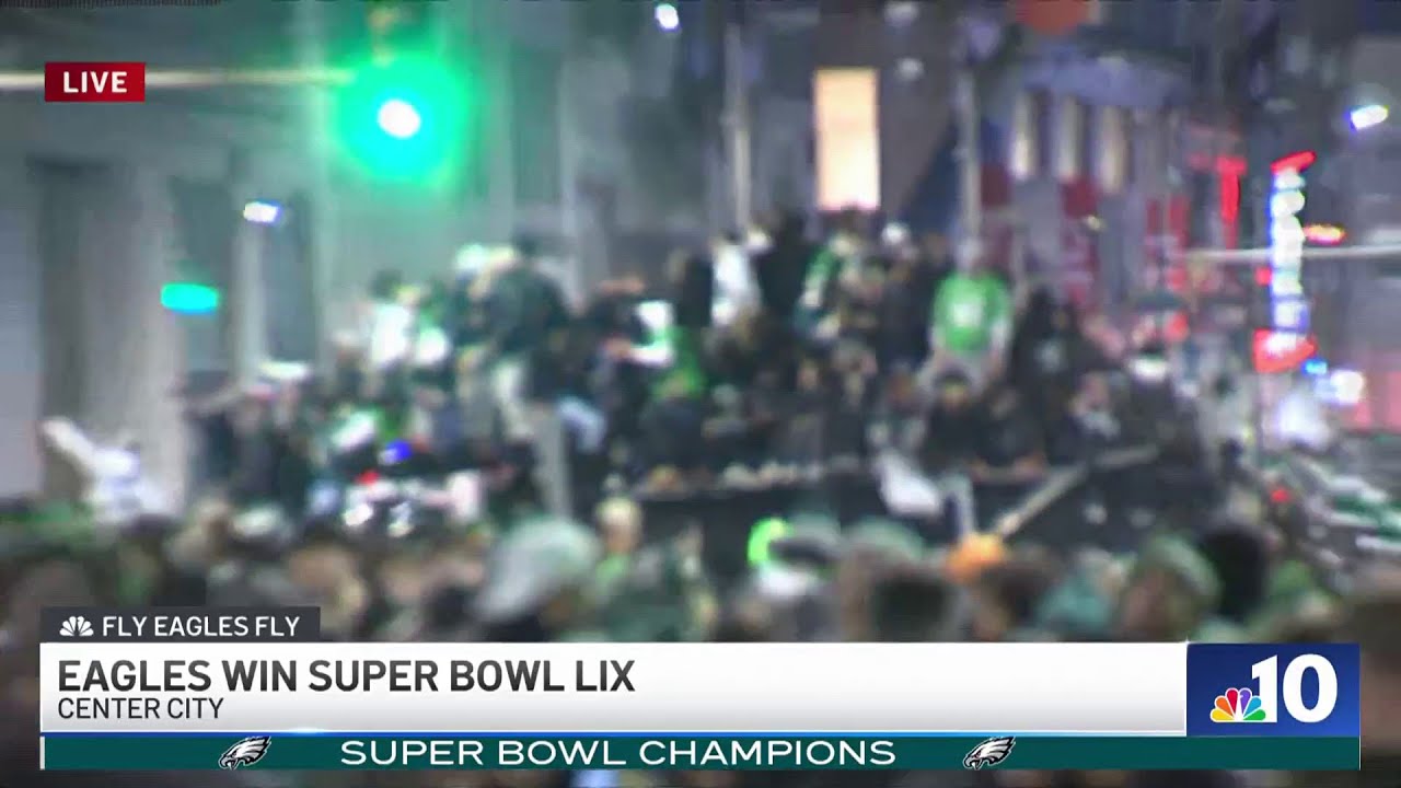 Wild scene in Center City after Eagles win Super Bowl LIX - YouTube