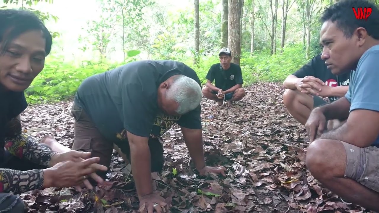 Misteri Petilasan Kuno Di Lereng Gung Wilis