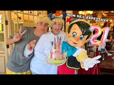 Video: Un compleanno a Disneyland: cosa fare e come festeggiarlo