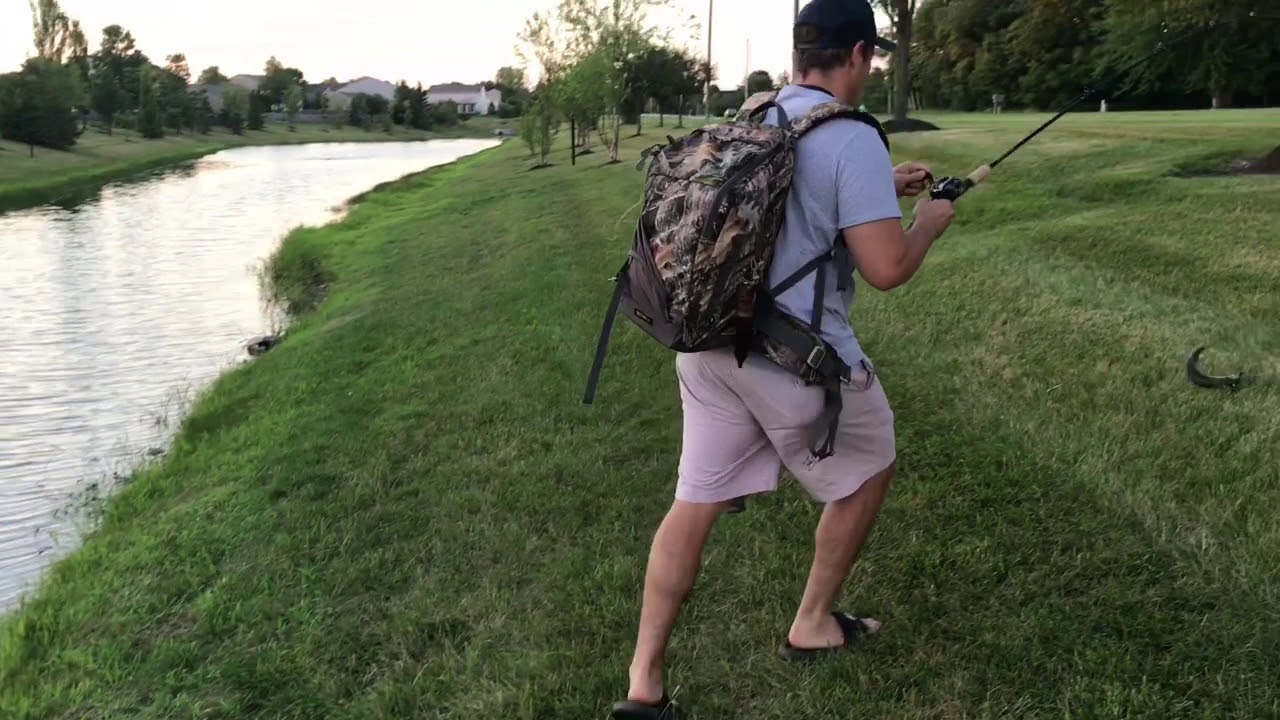 Eric Todderud Fishing: How To Get Bass To Strike Hula Poppers - YouTube