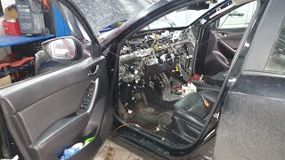 видео: Жесть на СТО или будни автомехаников #200.Проблемы с ABS Sportage.Ремонт AC Mazda CX5.Accord распил. картинка: Жесть на СТО или будни автомехаников #200.Проблемы с ABS Sportage.Ремонт AC Mazda CX5.Accord распил.