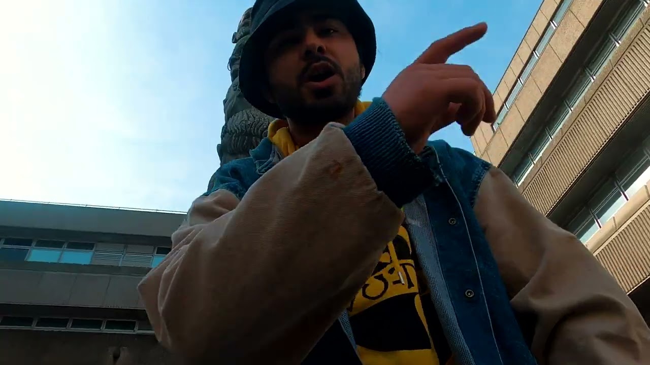 Watch Cazacov & Pacha Man - Zi-mi (video) on YouTube Watch Cazacov & Pacha Man - Zi-mi (video) on YouTube