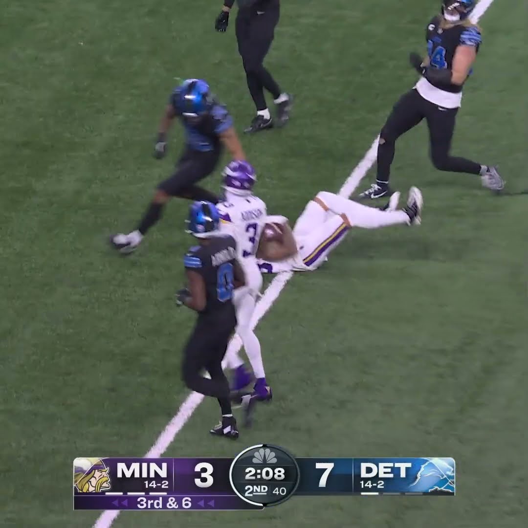 Jalen Nailor catches for a 18-yard Gain vs. Detroit Lions