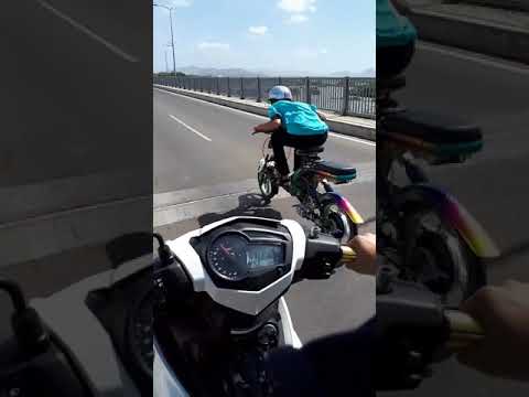 Video Chiếc xe đạp điện chạy nhanh nhất tôi từng thấy ! Nó... - youtube