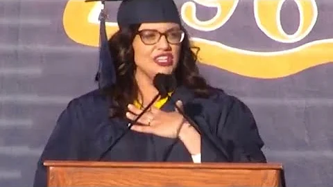 2023 student speaker for the Merced Commencement Ceremony💛💙
