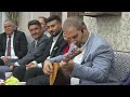 Ak Parti  AR-GE ve Eğitimden Sorumlu GBY Mustafa Şen, Kırşehir programında saz çaldı.#kırşehir #saz 