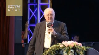 Nobel economist Angus Deaton’s speech in China: Does wealth always put a smile on your face?