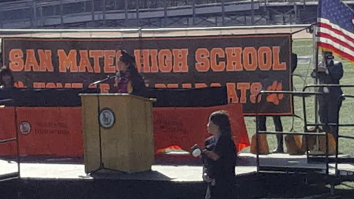 Jaclyn Liu 2018 San Mateo High School graduation s...