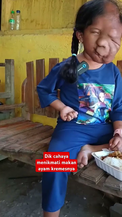 Dik cahaya menikmati makan ayam kremesnyaโ๏ธ