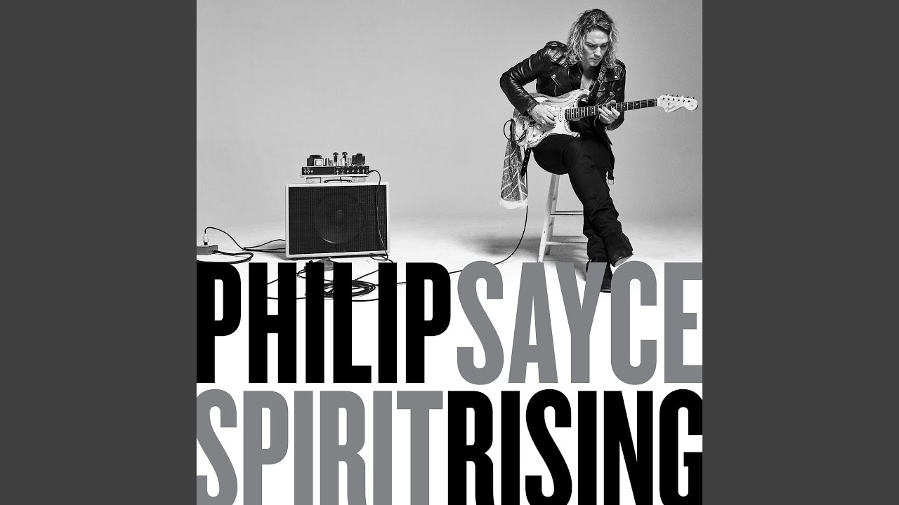 在 YouTube 上观看 Oh My 在 YouTube 上观看 Oh My