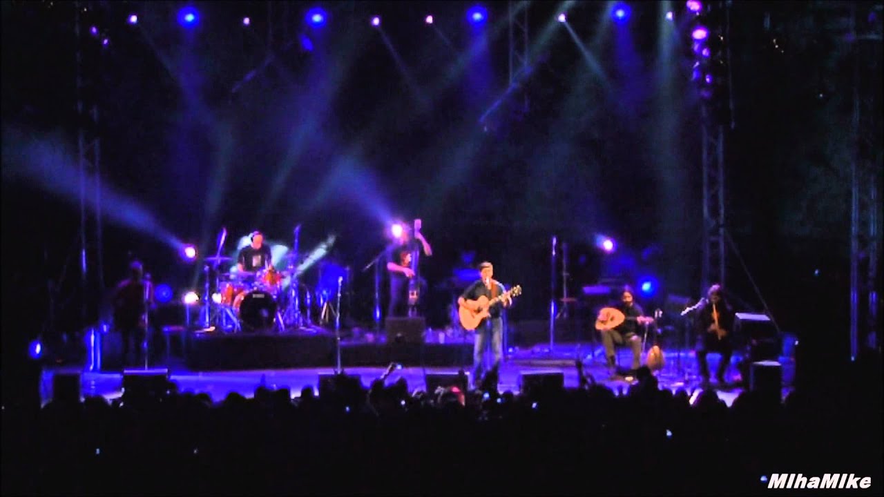 ΣΩΚΡΑΤΗΣ ΜΑΛΑΜΑΣ-ΕΞΩ (Στη συναυλία DVD 1 )