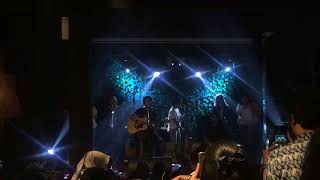 [ LIVE ] MENCARIMU - Payung Teduh
