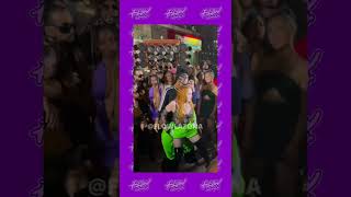 Que Fue Es Y Dándole Al Dembow