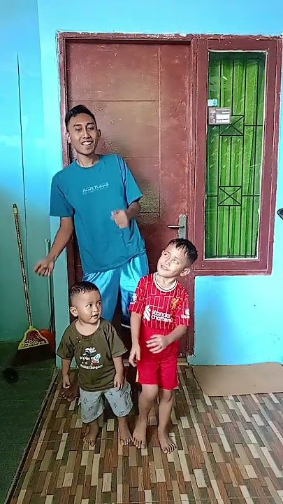 Goyang lentur bareng bocil #shorts #fyp