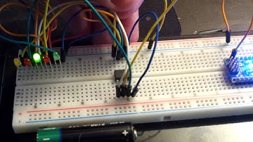 pic12f675 knight rider LED