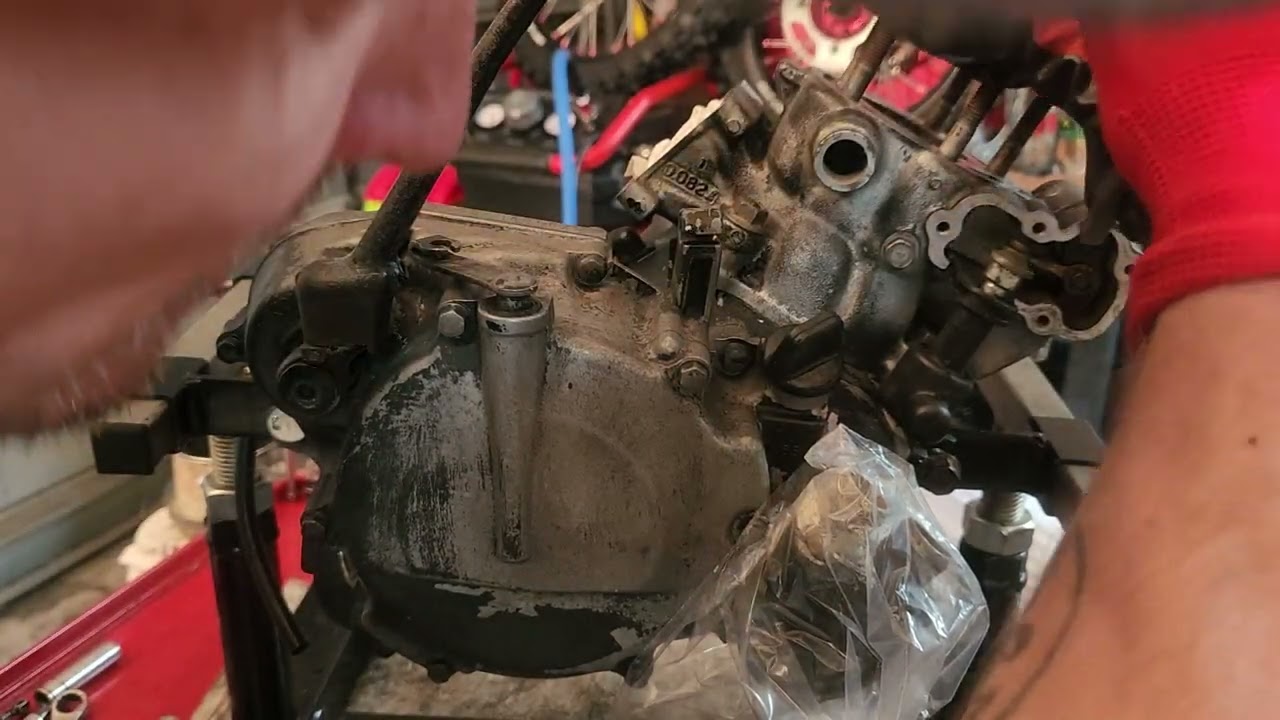 1998 - 2000 Kawasaki KX80 Complete Top End Removal - Part 2 of 4 