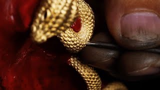 Serpent Ring twist on 4 fingers