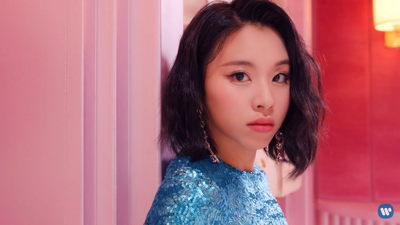 TWICE Fake & True MV but it's just when Chaeyoung gets a solo or focus  screen time - YouTube