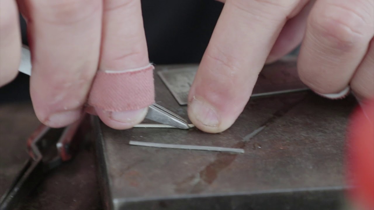 Handmade Jewellery: The Art of Creating Silver Filigree Pieces by Kevin Attard Vol 3