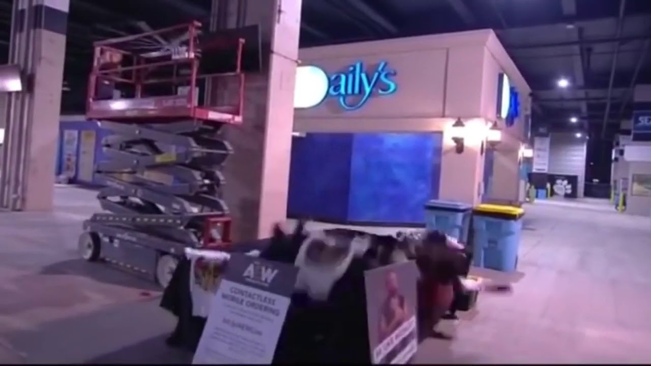 Matt Hardy Backwards off the Scissors Lift