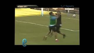 PELEA DE TEO GUTIERREZ Y DOBLER EN EL ENTRENAMIENTO DE RACING 2011