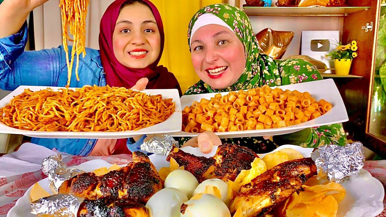 تحدى المكرونه🥘 المقصوصه ضد المكرونة 🍜الاسباجتى مع الدجاج🐓 المشوى