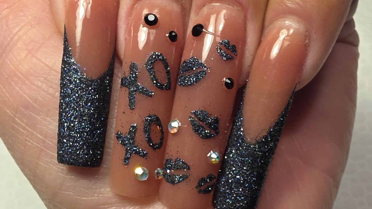 Set en Tono Negro para San Valentin 💅